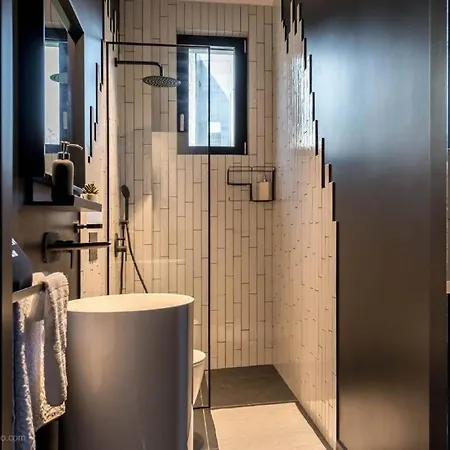 Luxury Vila Laxzuly 3 Bdr With Pool * Varna